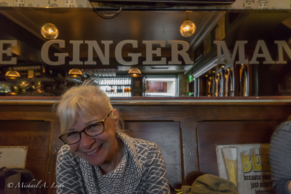 Cing at the Ginger Man Pub